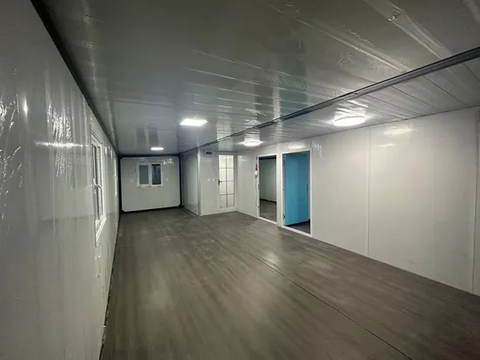 Impermeable, ignífugo. Película plástica modificada para requisitos particulares de Tesite que empaqueta la casa prefabricada casera minúscula del envase