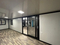 Casa prefabricada del envase de las casas modulares del panel de bocadillo de la orientación técnica en línea